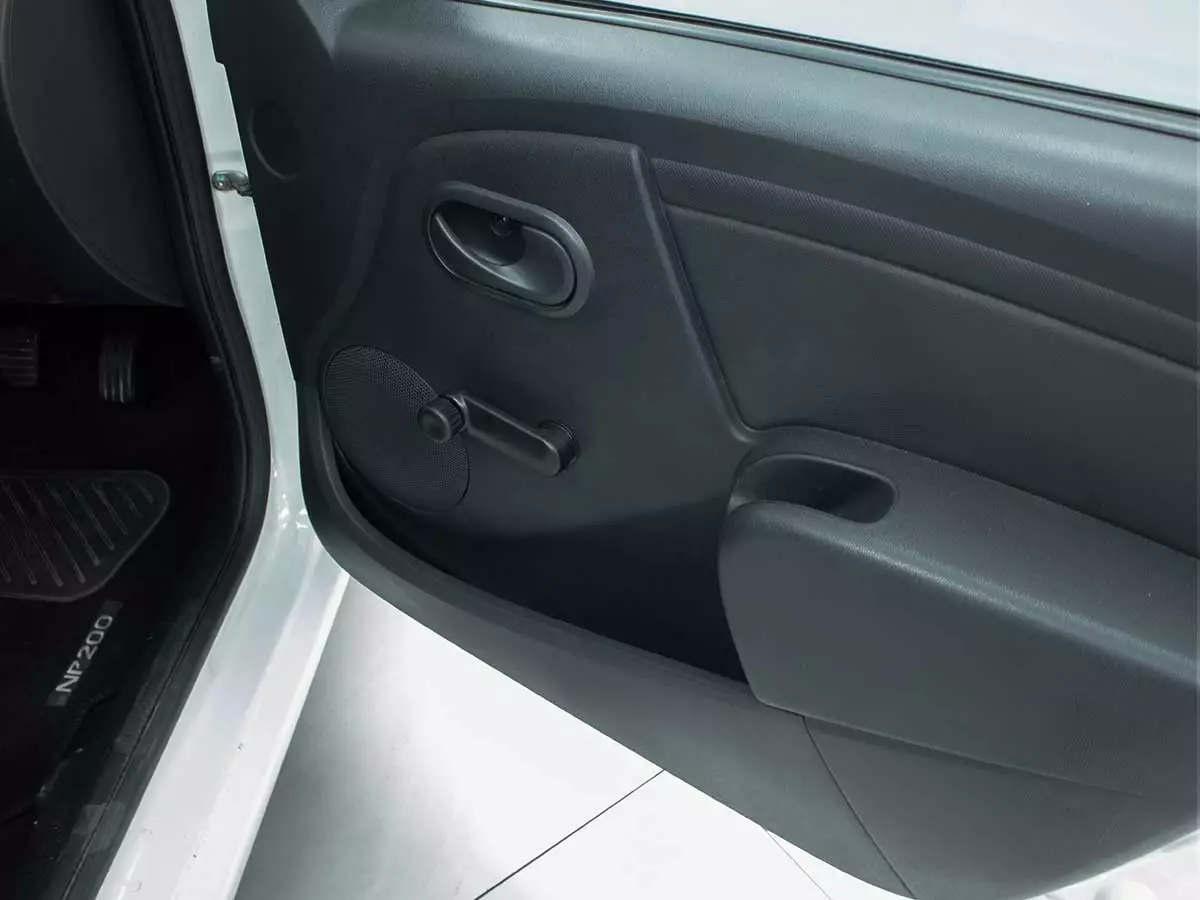 Vehicle Image for 16/17for Nissan NP200 1.6i (Aircon) Safety Pack