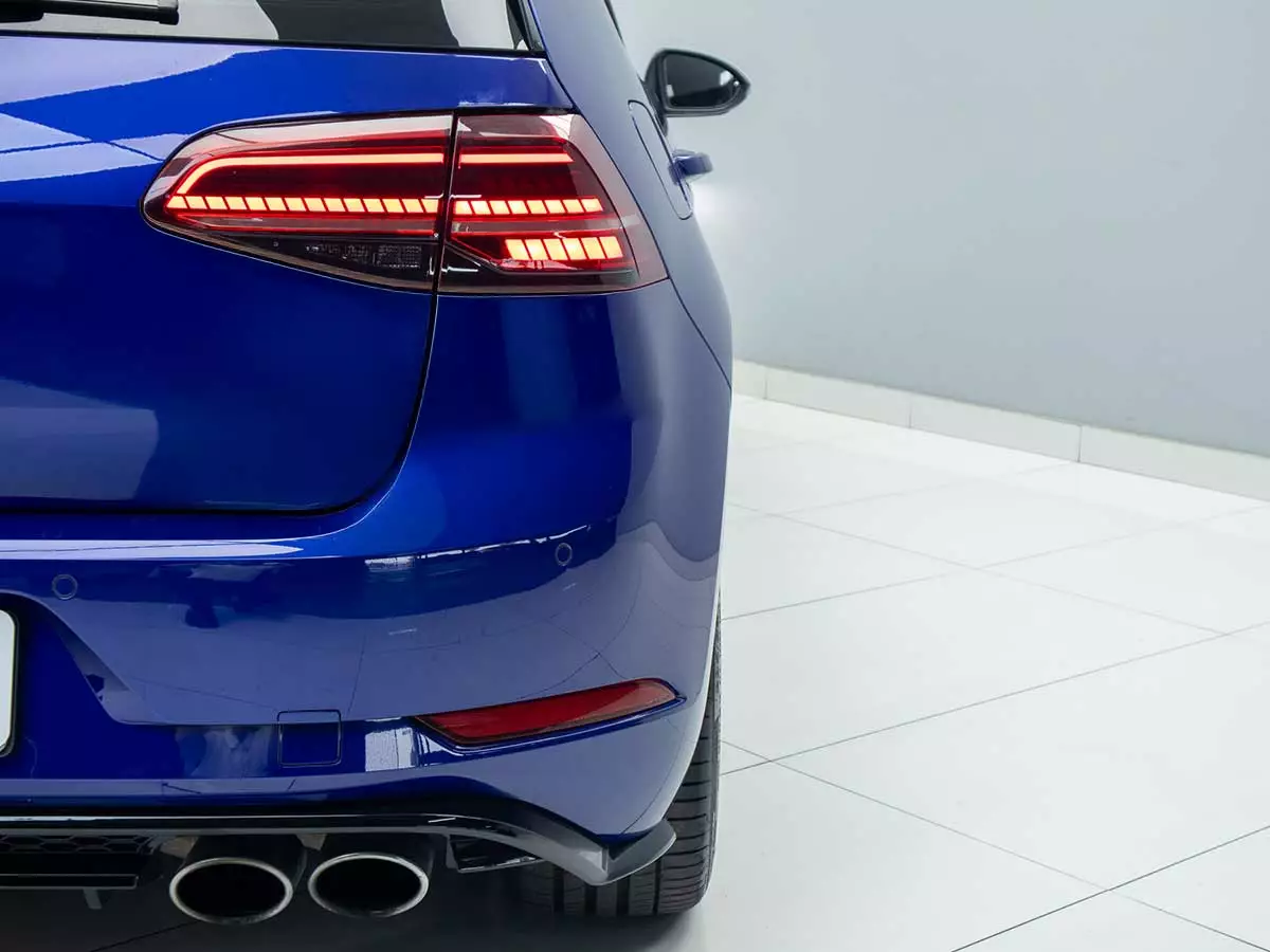 Vehicle Image for 13/27for Volkswagen Golf R