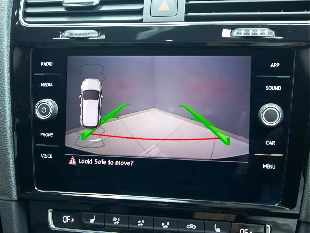 Vehicle Image for 18/27for Volkswagen Golf R