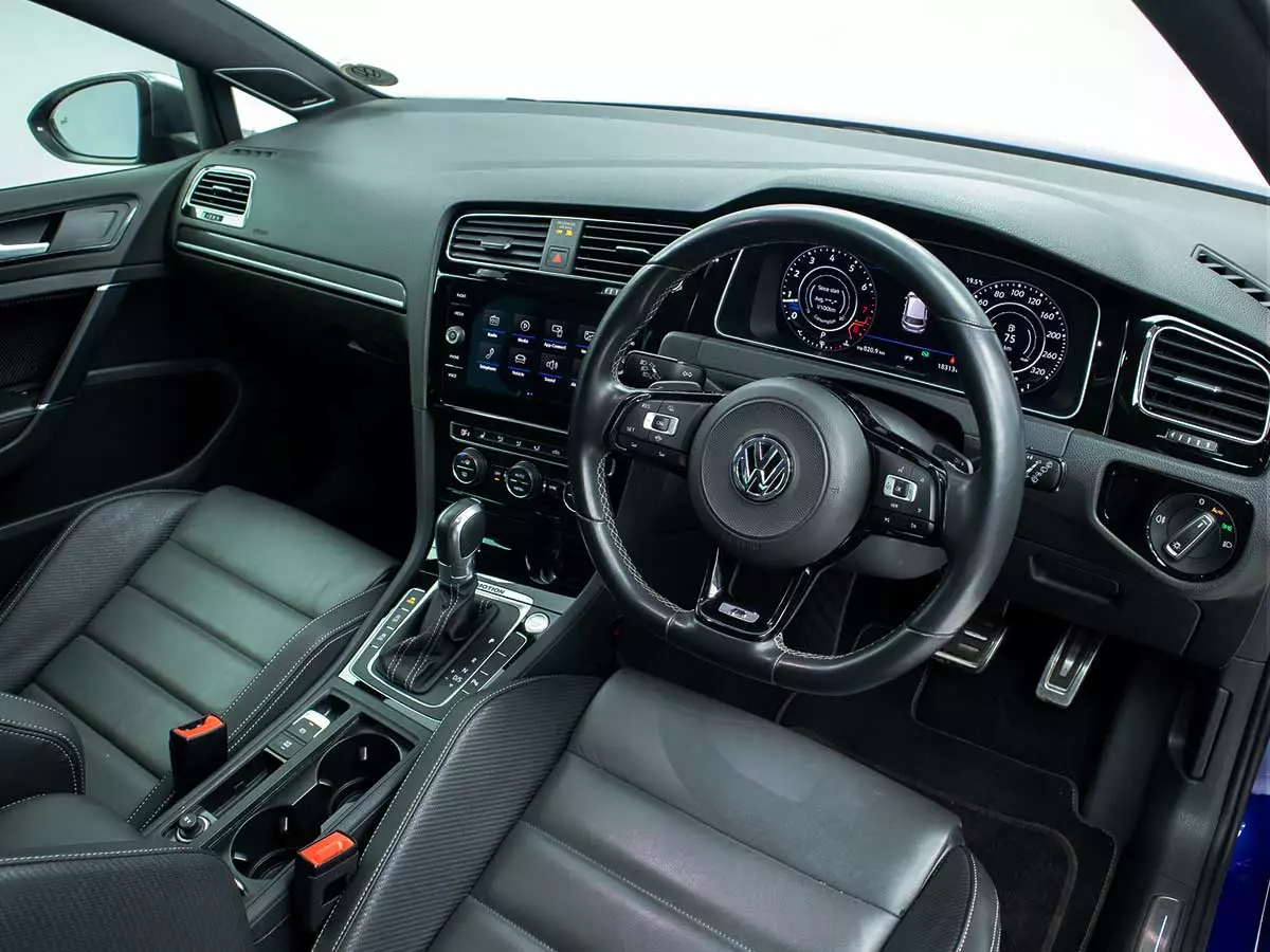 Vehicle Image for 21/27for Volkswagen Golf R