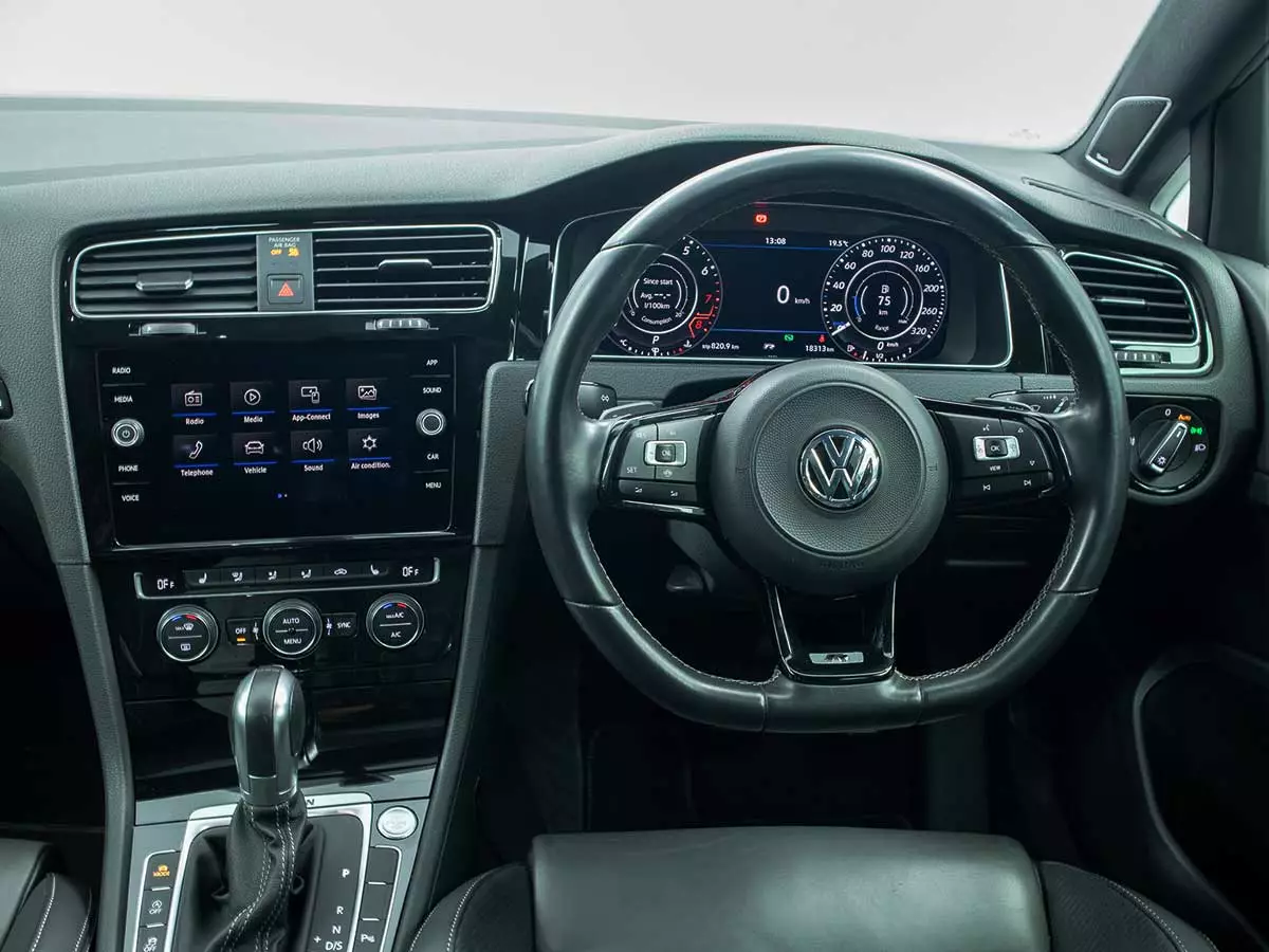 Vehicle Image for 23/27for Volkswagen Golf R