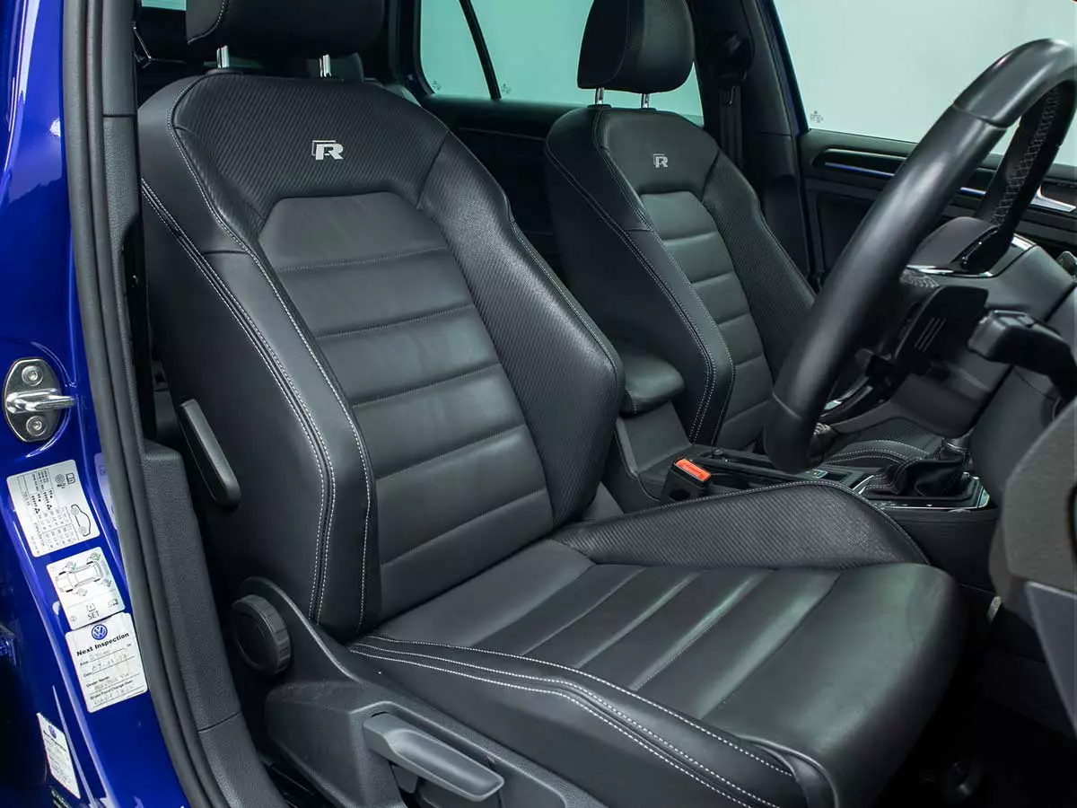 Vehicle Image for 27/27for Volkswagen Golf R