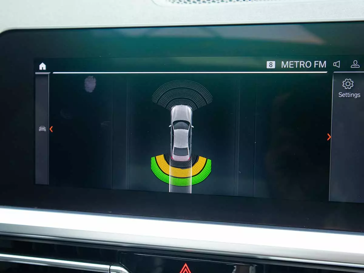 Vehicle Image for 16/24for BMW 3 Series 320i M Sport