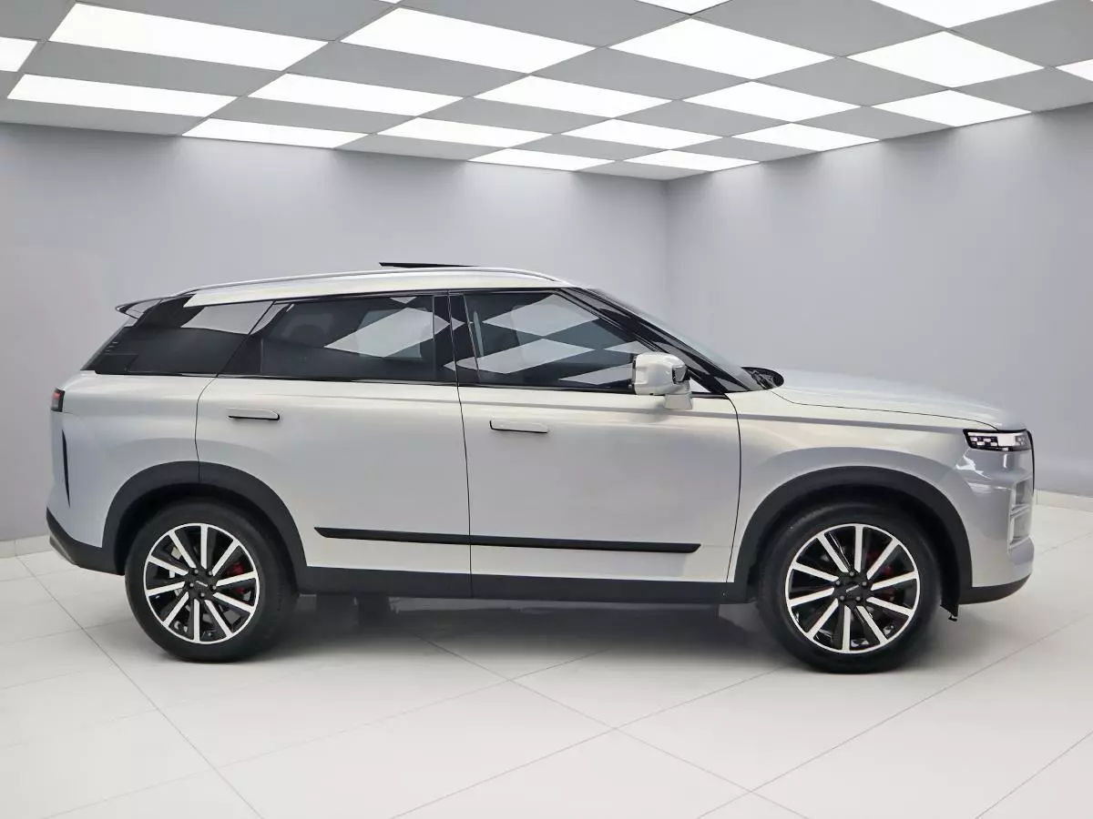 Vehicle Image for 4/17for JAECOO J7 1.6T Glacier