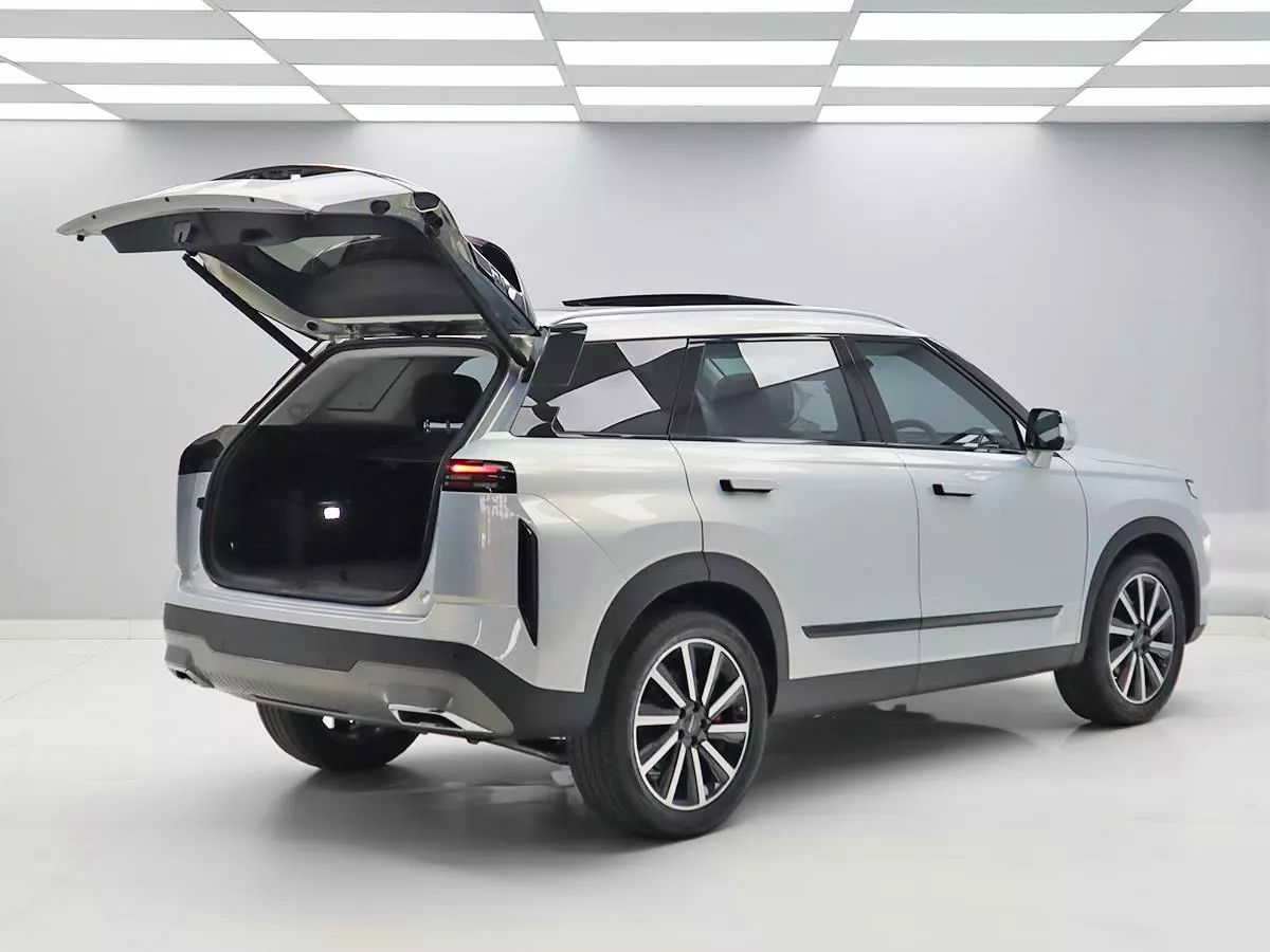 Vehicle Image for 6/17for JAECOO J7 1.6T Glacier