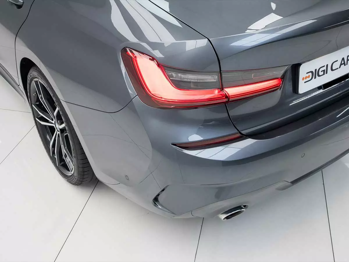 Vehicle Image for 10/25for BMW 3 Series 320i M Sport