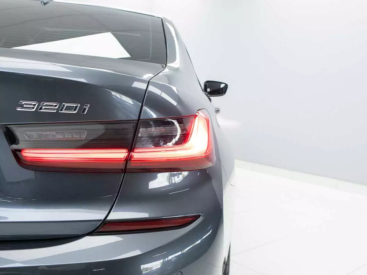 Vehicle Image for 11/25for BMW 3 Series 320i M Sport