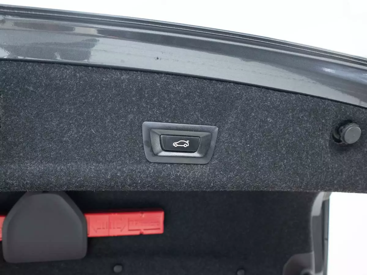 Vehicle Image for 13/25for BMW 3 Series 320i M Sport