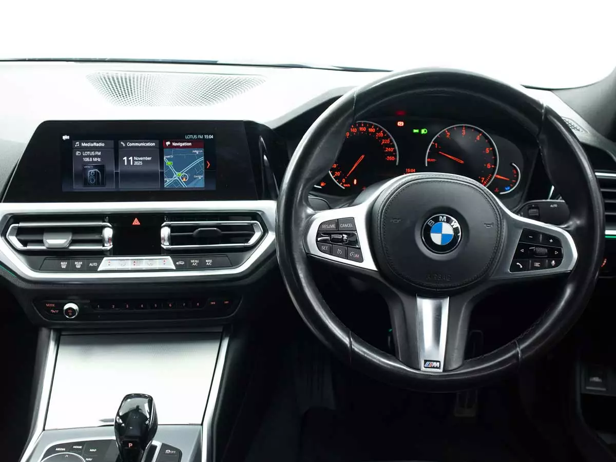 Vehicle Image for 21/25for BMW 3 Series 320i M Sport