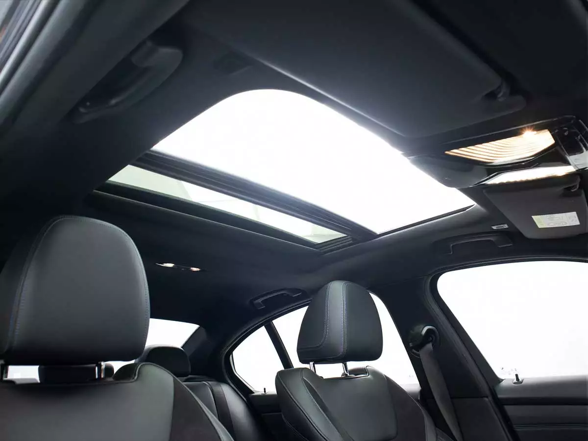 Vehicle Image for 22/25for BMW 3 Series 320i M Sport