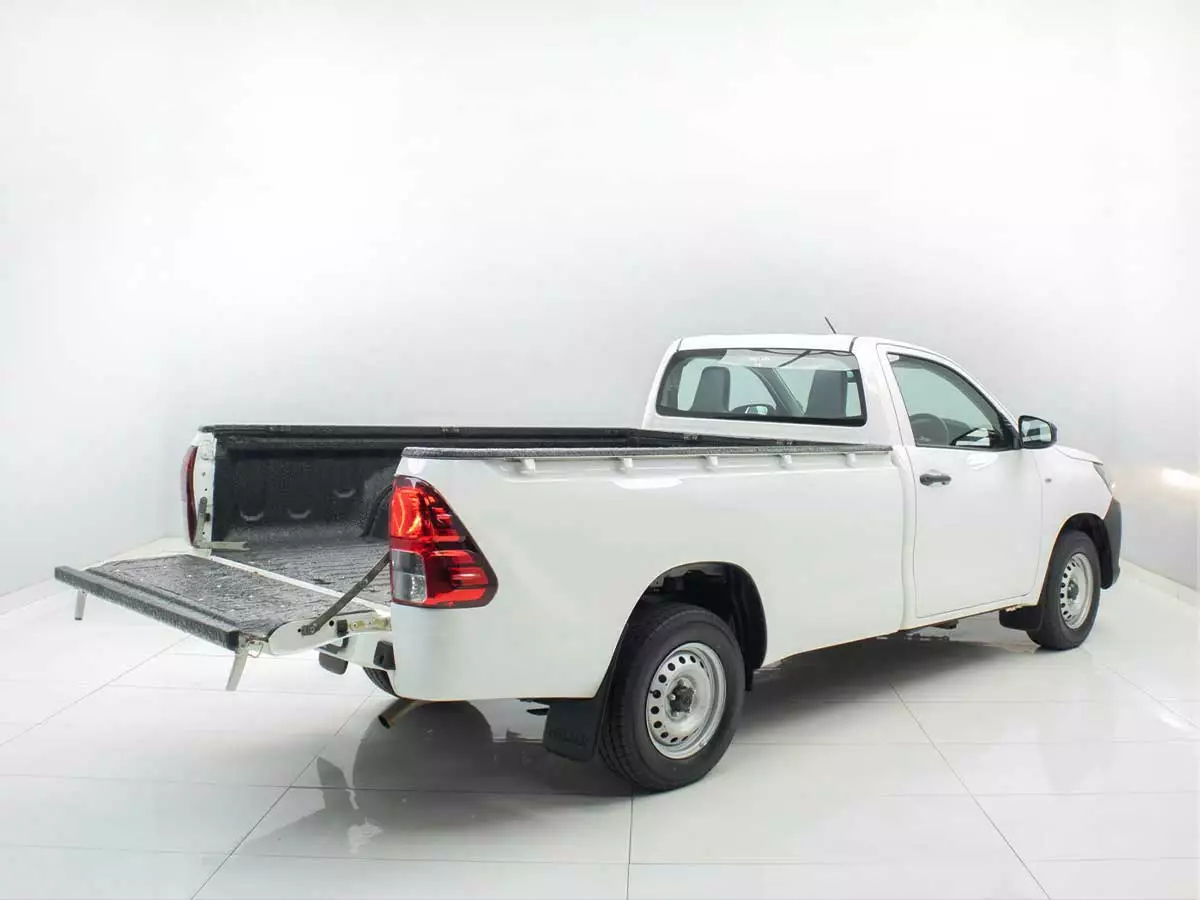 Vehicle Image for 6/23for Toyota Hilux 2.0 S (Aircon)