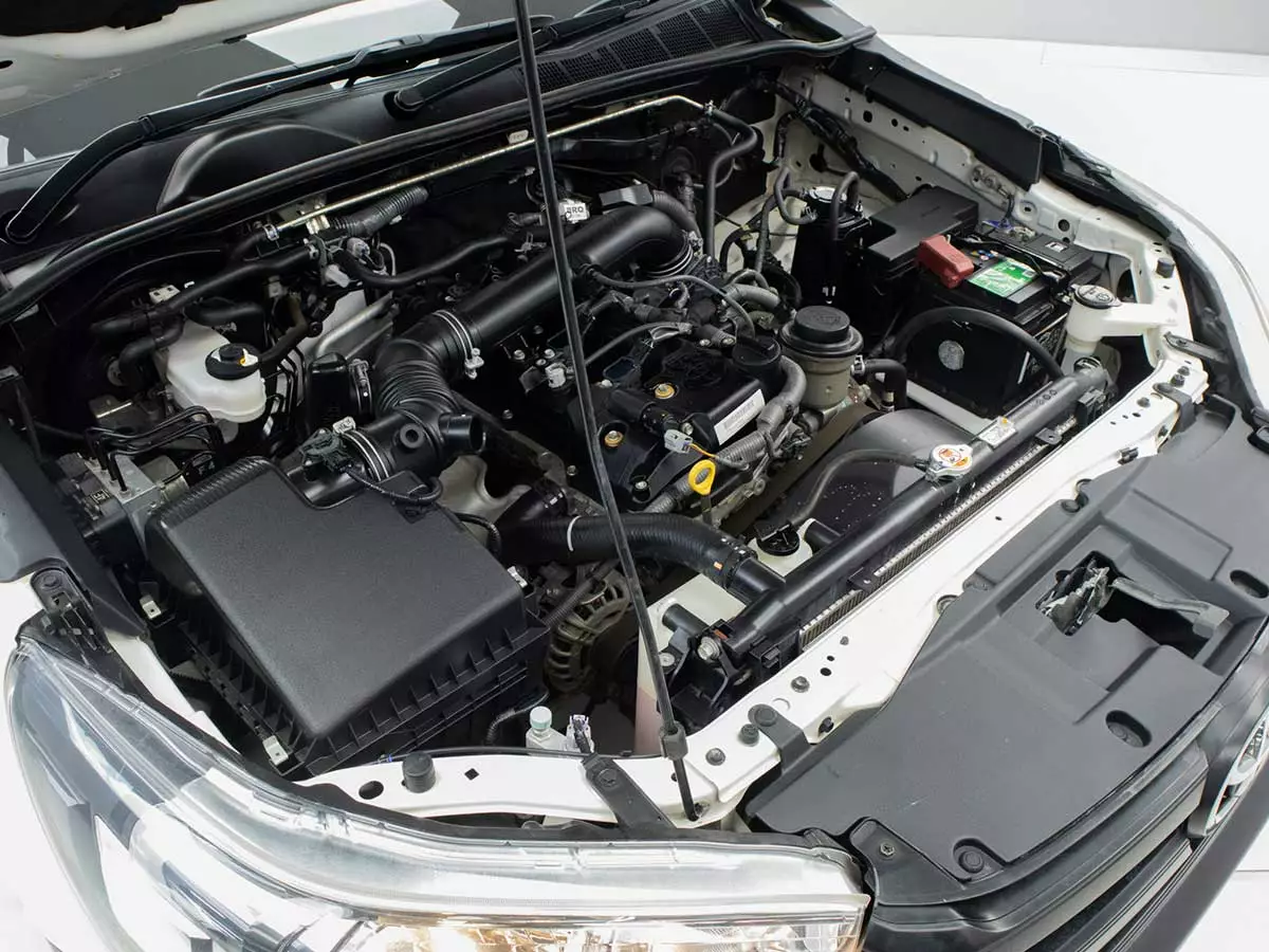 Vehicle Image for 9/23for Toyota Hilux 2.0 S (Aircon)