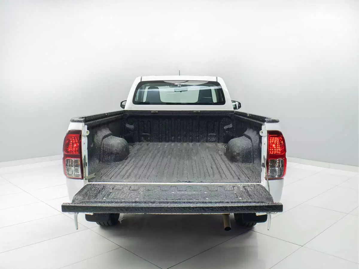 Vehicle Image for 14/23for Toyota Hilux 2.0 S (Aircon)