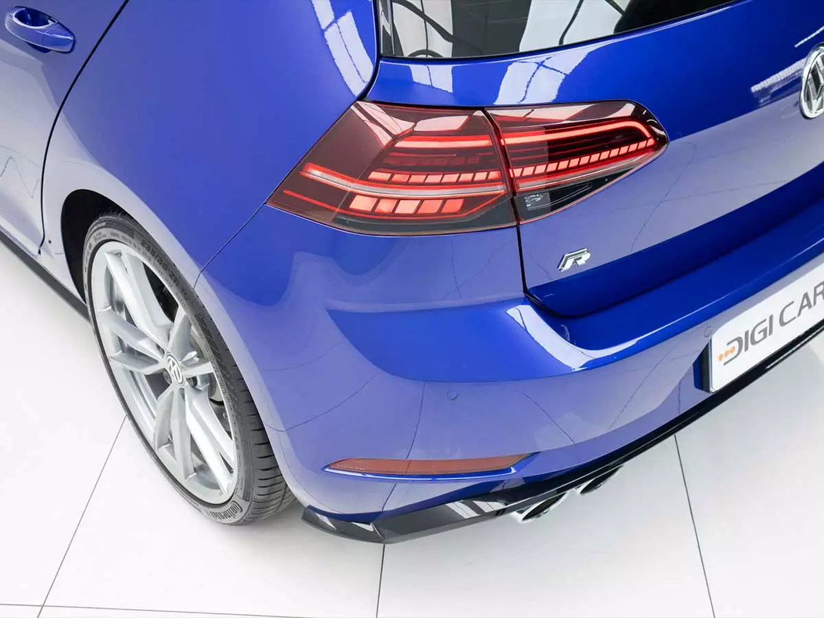 Vehicle Image for 10/24for Volkswagen Golf R