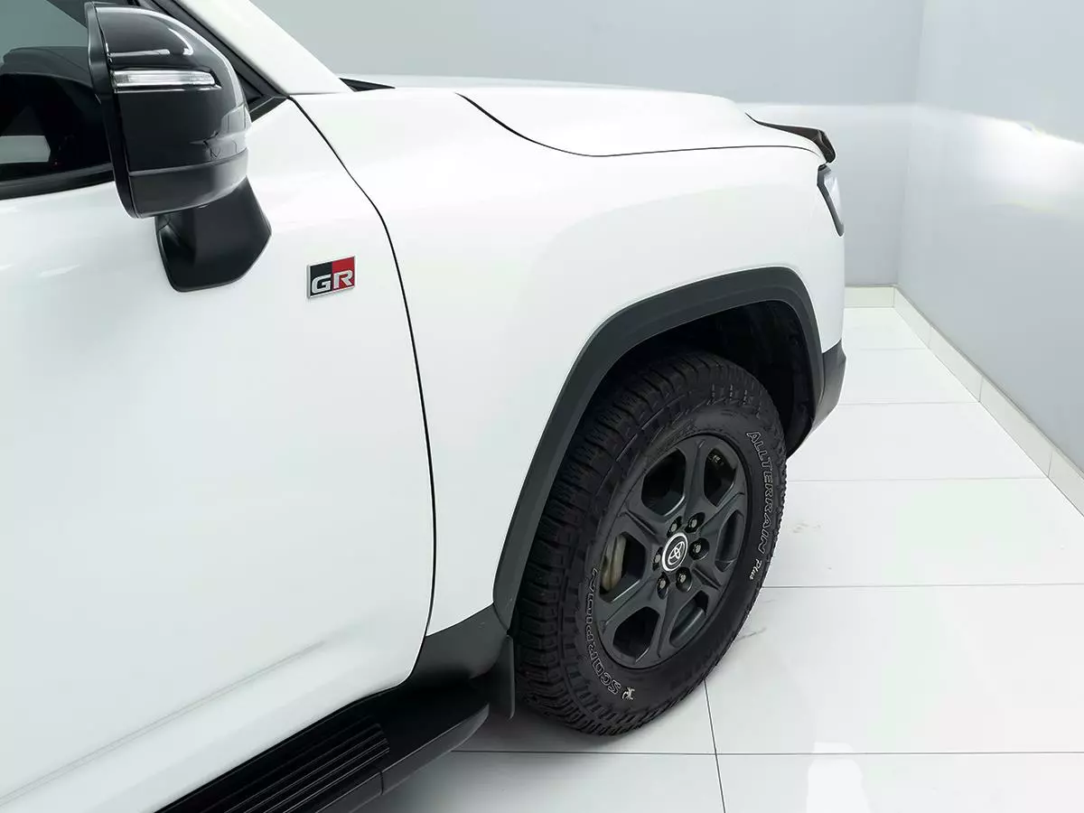 Vehicle Image for 7/18for Toyota Land Cruiser 300 3.5T GR Sport