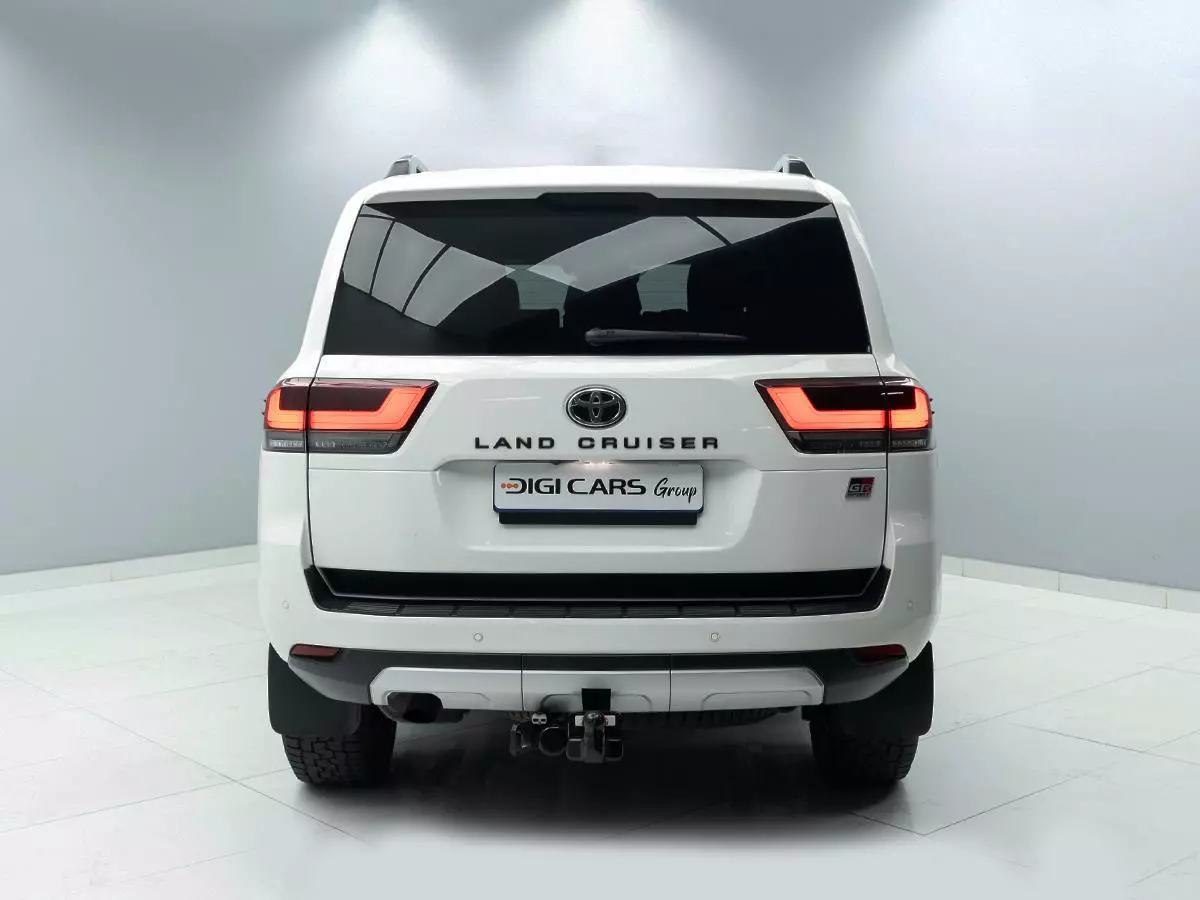 Vehicle Image for 9/18for Toyota Land Cruiser 300 3.5T GR Sport