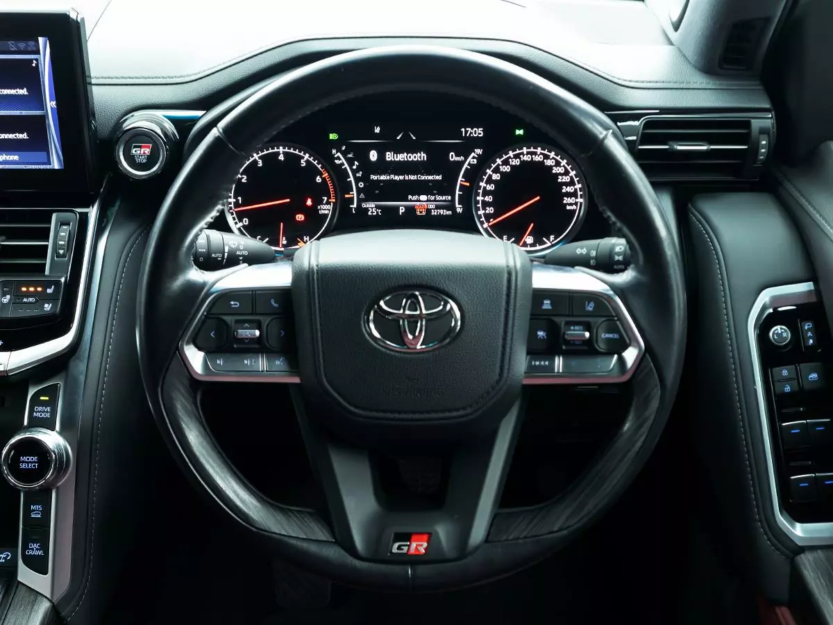 Vehicle Image for 10/18for Toyota Land Cruiser 300 3.5T GR Sport