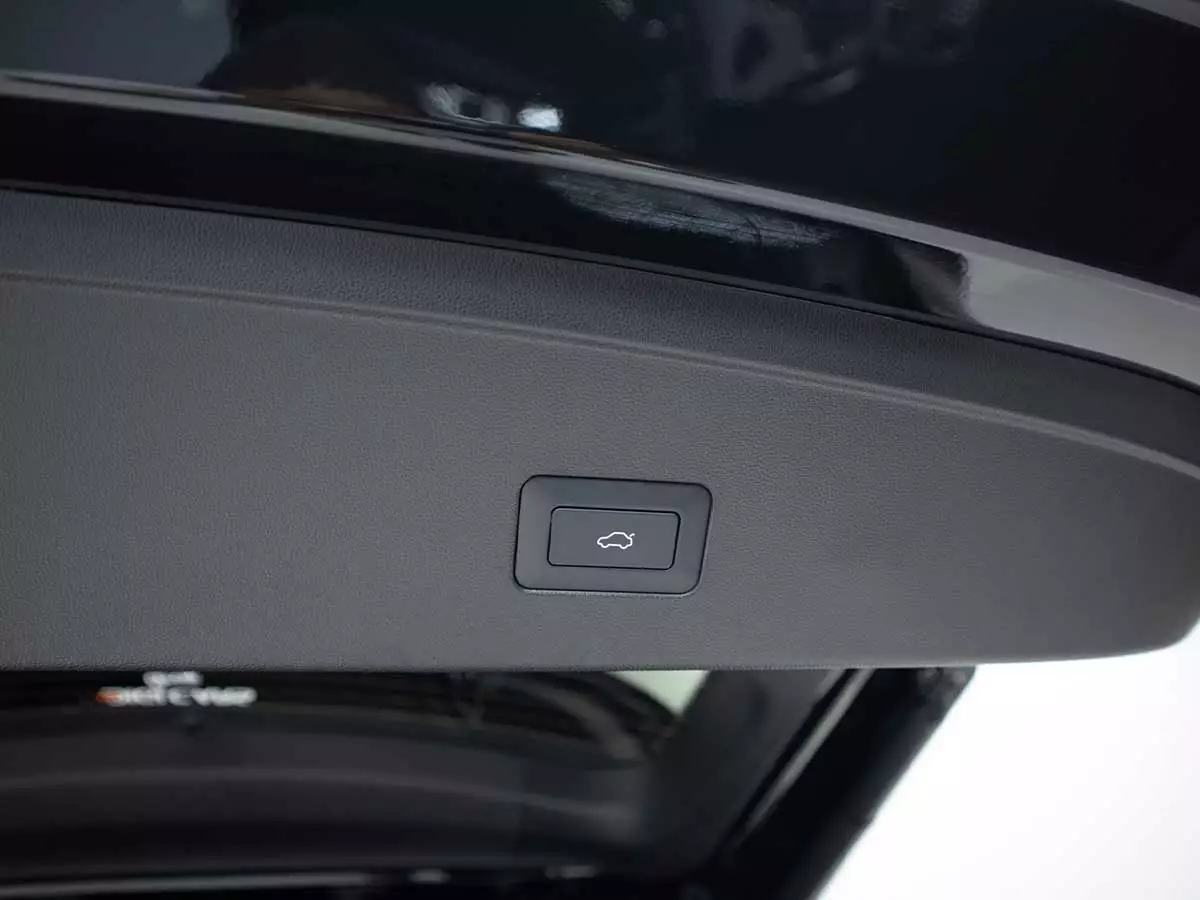 Vehicle Image for 13/26for Chery Tiggo 9 2.0T Pinnacle