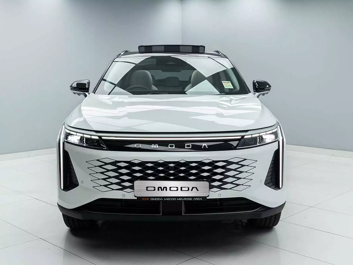 Vehicle Image for 4/19for OMODA C9 1.5T PHEV Explore AWD