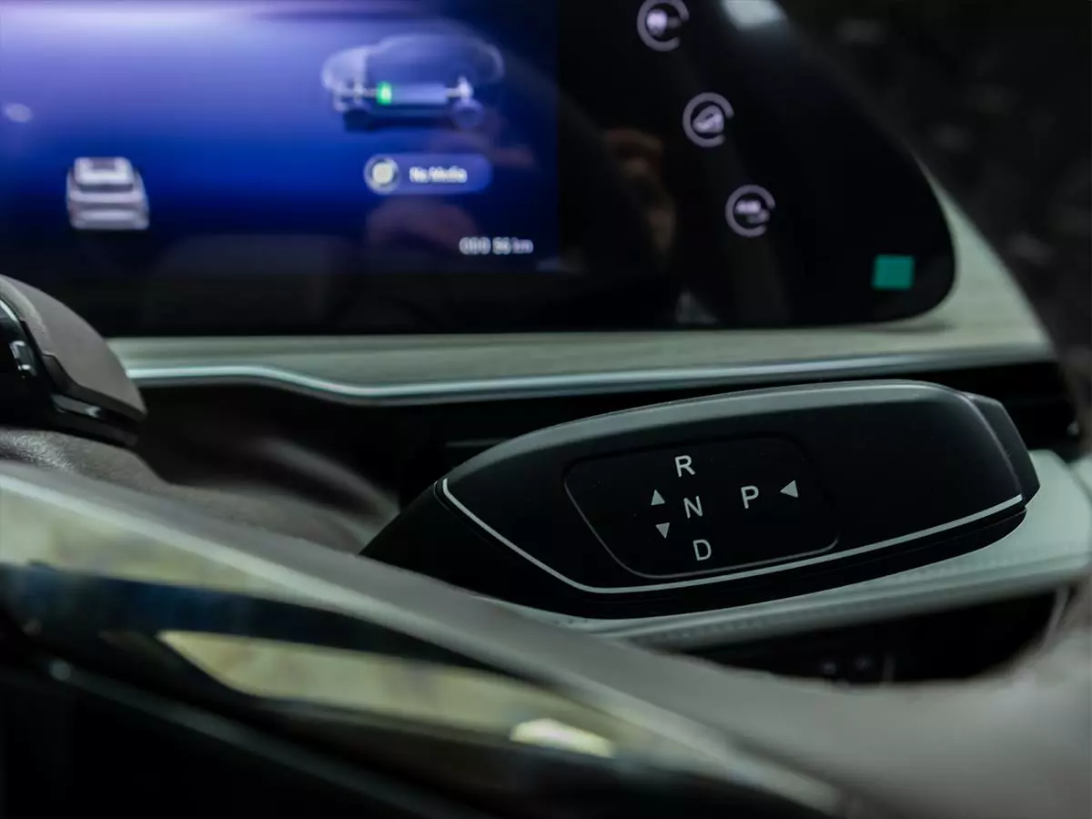 Vehicle Image for 14/19for OMODA C9 1.5T PHEV Explore AWD