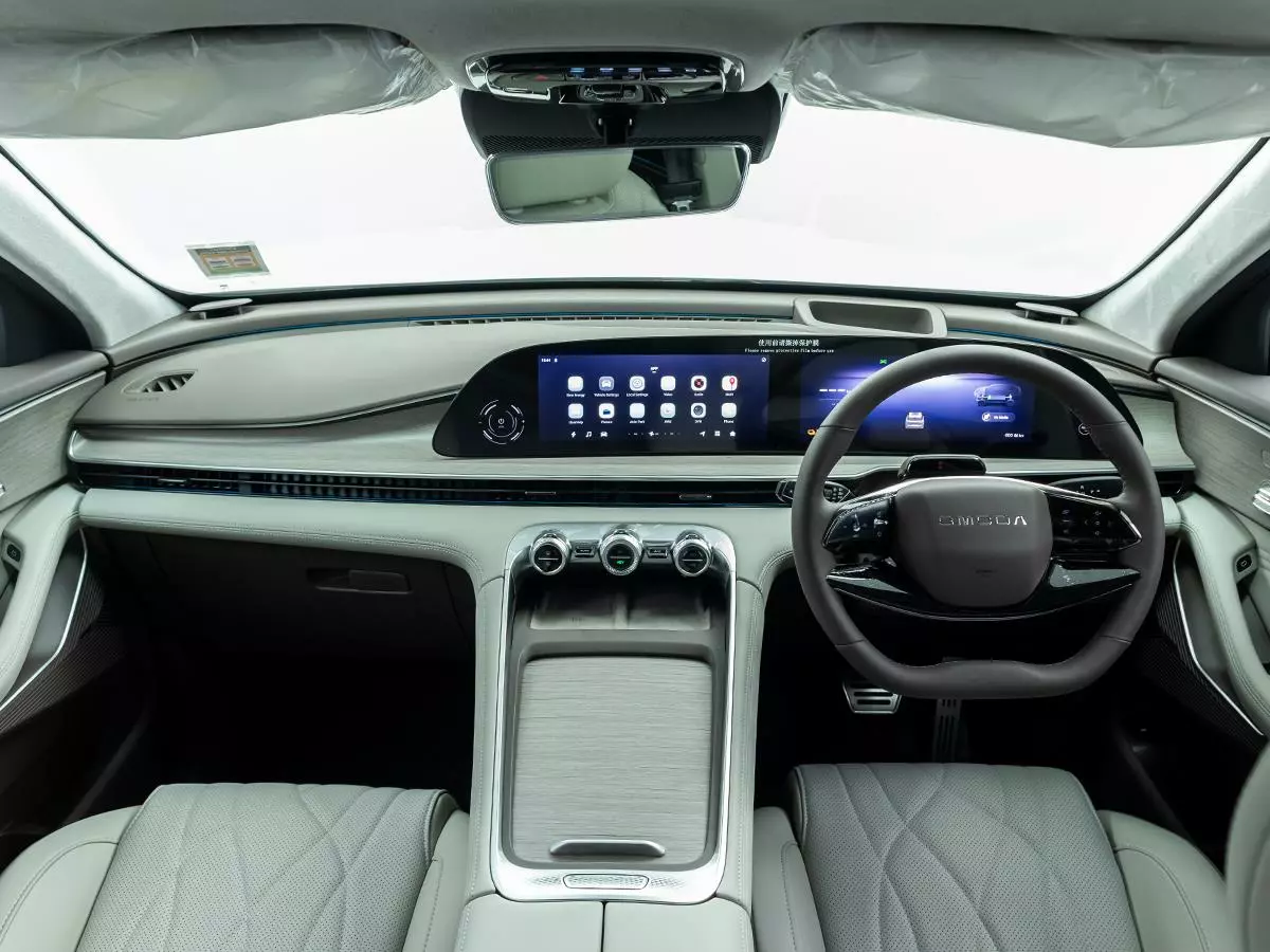 Vehicle Image for 16/19for OMODA C9 1.5T PHEV Explore AWD