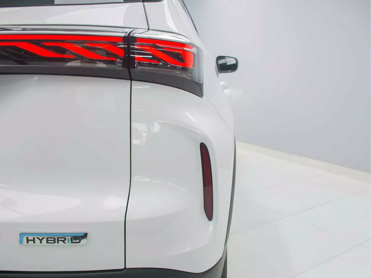 Vehicle Image for 12/26for Chery Tiggo Cross 1.5 CSH HEV Comfort