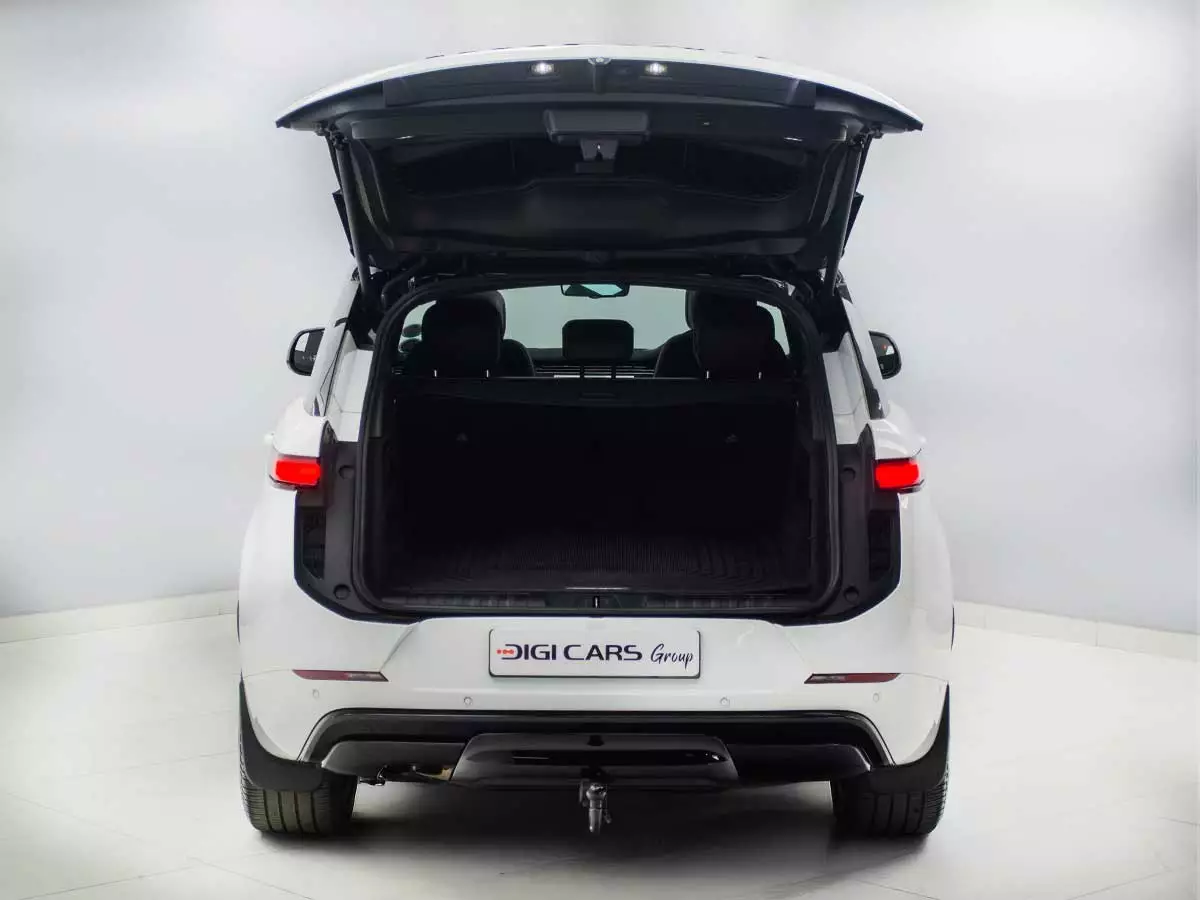 Vehicle Image for 13/25for Land Rover Range Rover Sport D350 Dynamic HSE