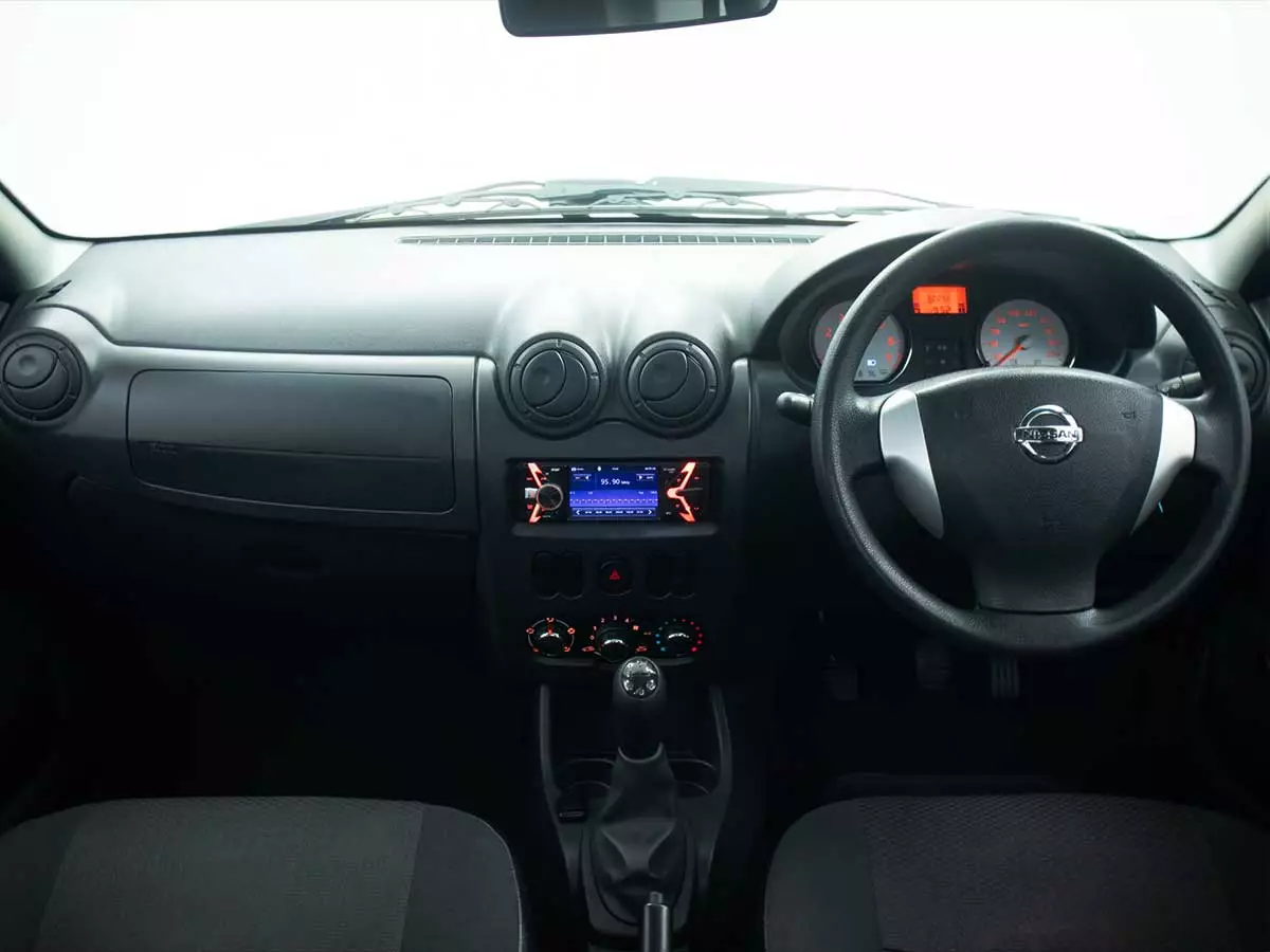 Vehicle Image for 18/23for Nissan NP200 1.6i (Aircon) Safety Pack