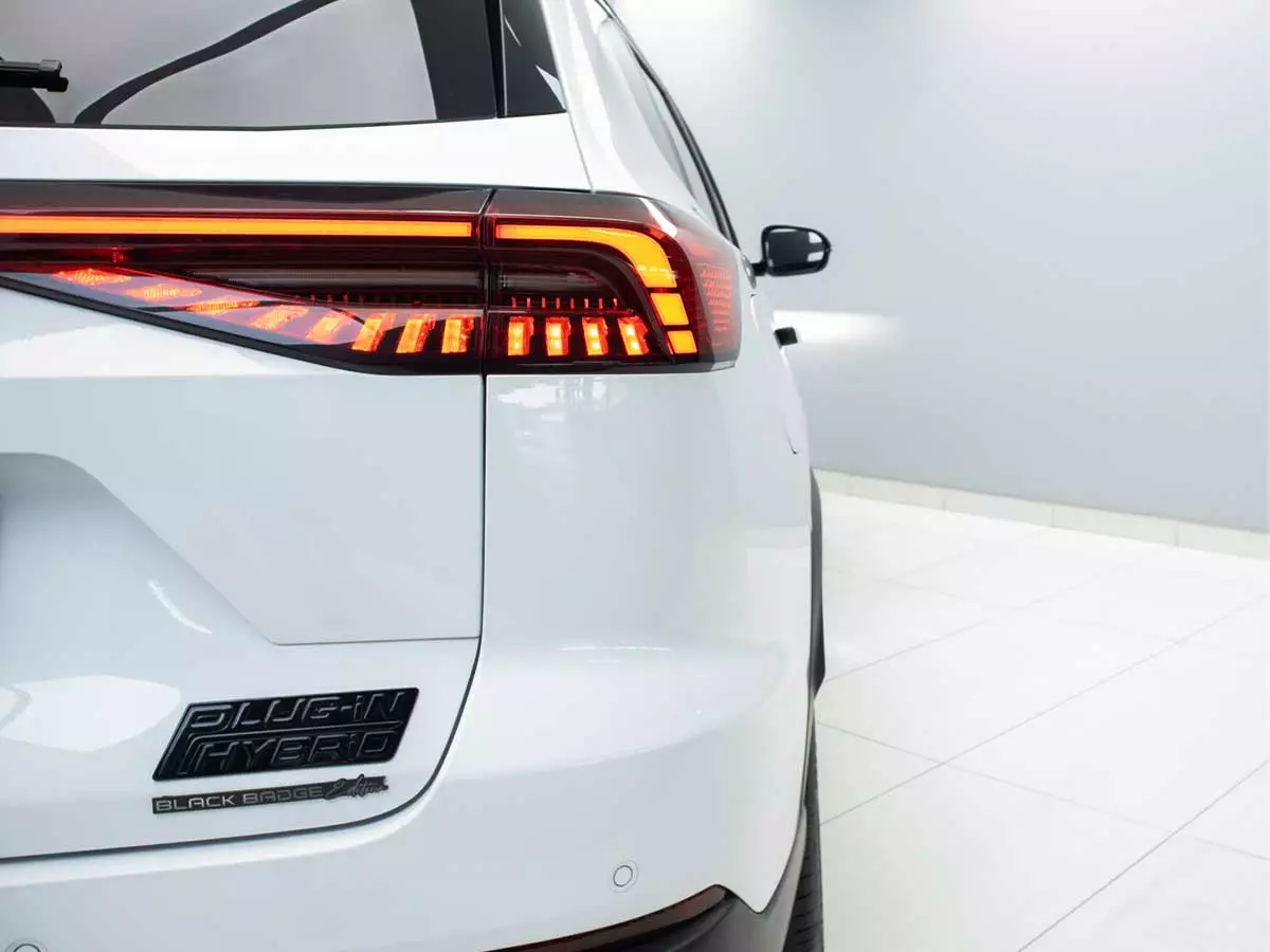 Vehicle Image for 12/27for Chery Tiggo 8 1.5T CSH Plug-in Hybrid Apex