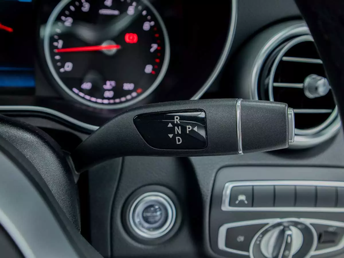 Vehicle Image for 12/17for Mercedes-Benz C-Class C200 Coupe Auto