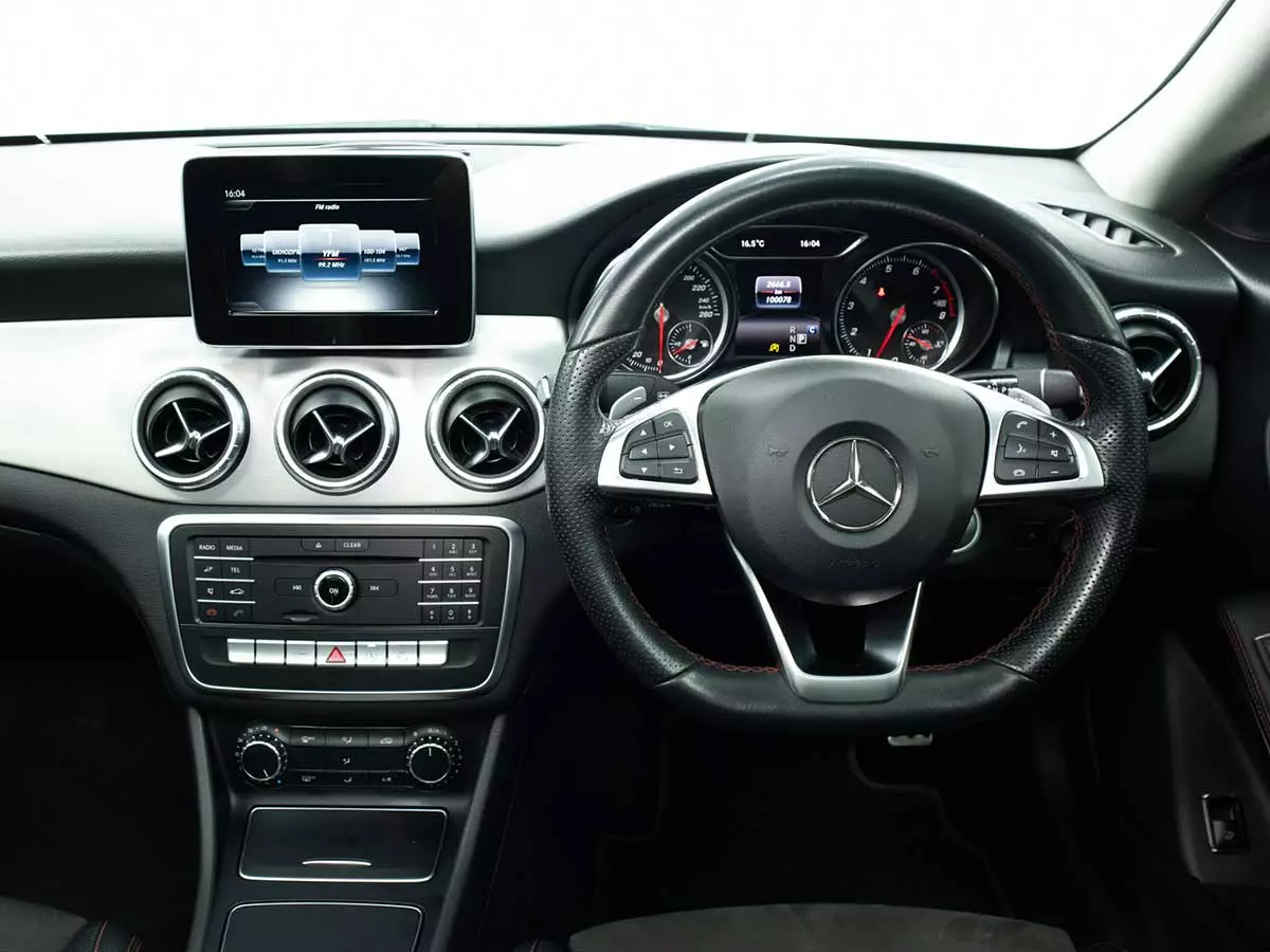 Vehicle Image for 20/24for Mercedes-Benz CLA CLA200 AMG Line Auto