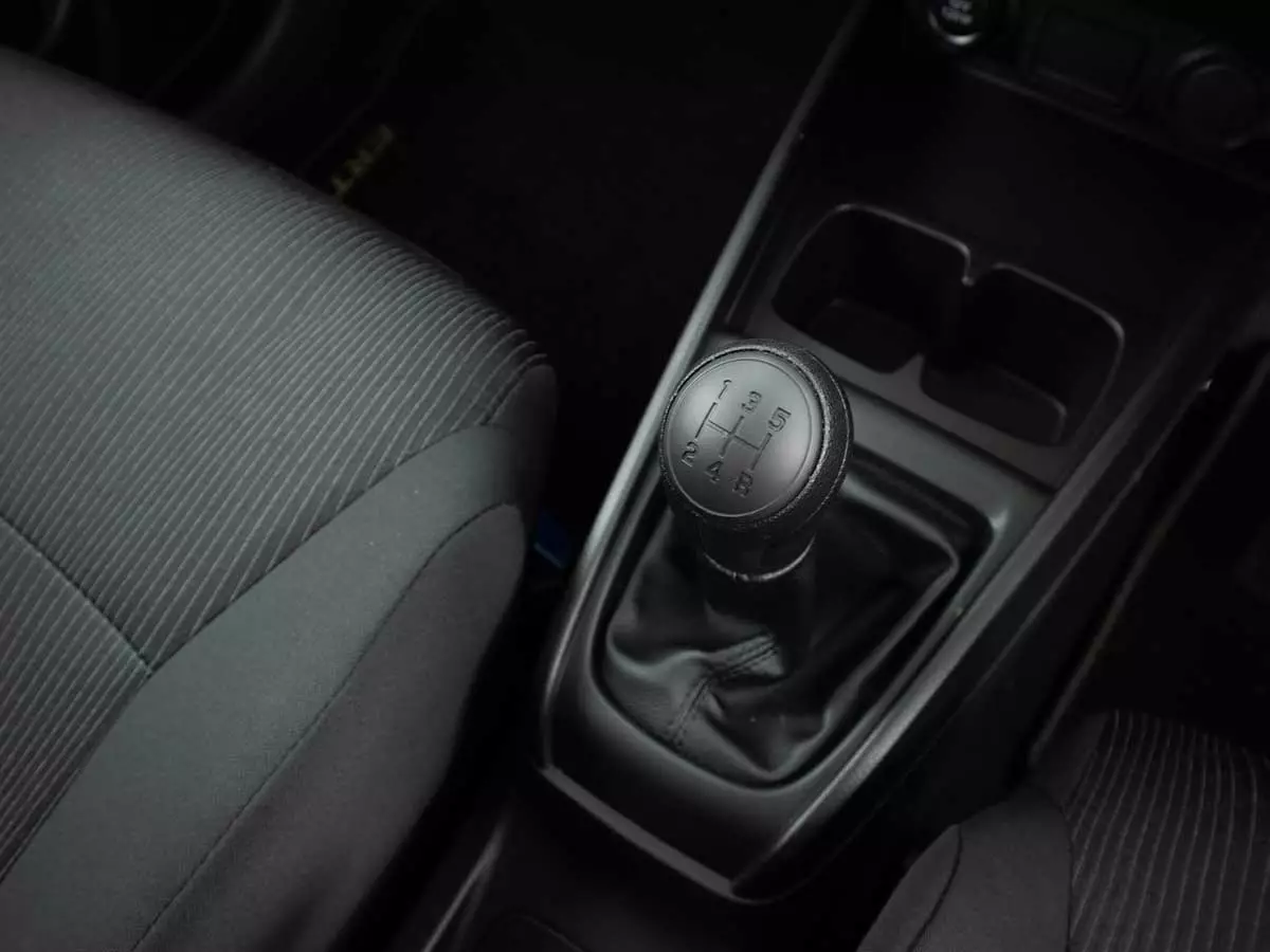 Vehicle Image for 15/24for Suzuki Ertiga 1.5 GA