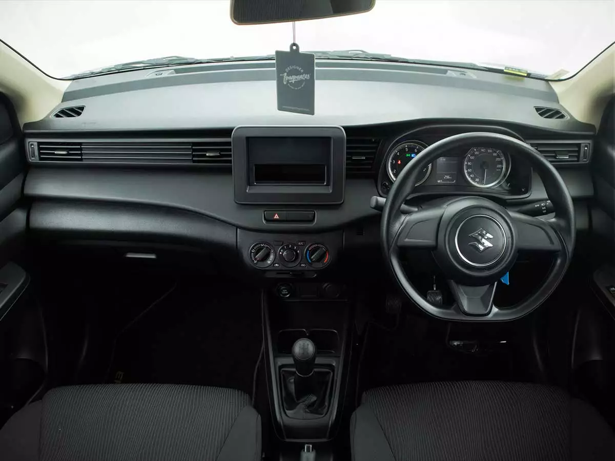 Vehicle Image for 18/24for Suzuki Ertiga 1.5 GA