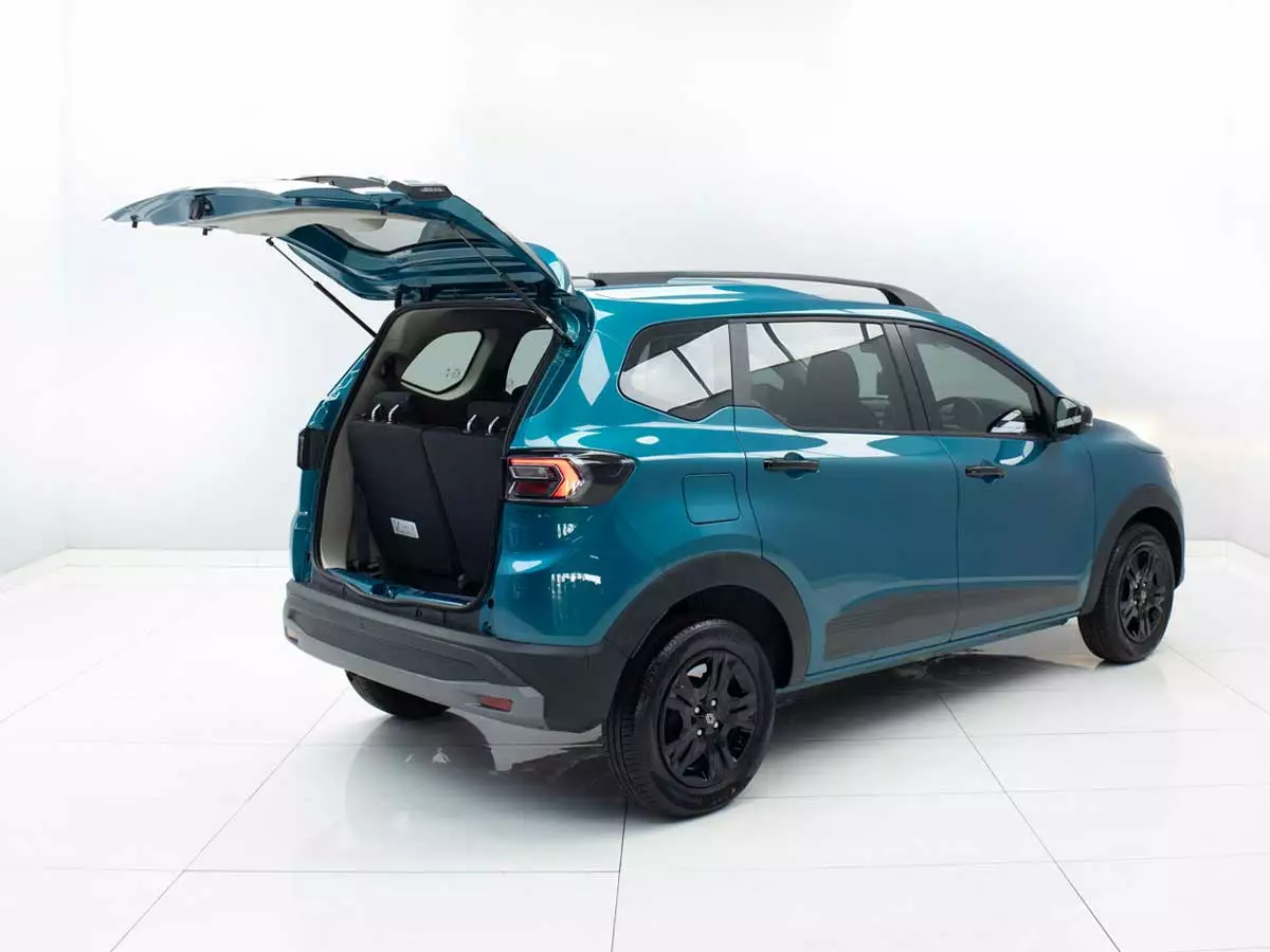 Vehicle Image for 6/25for Renault Triber 1.0 Techno