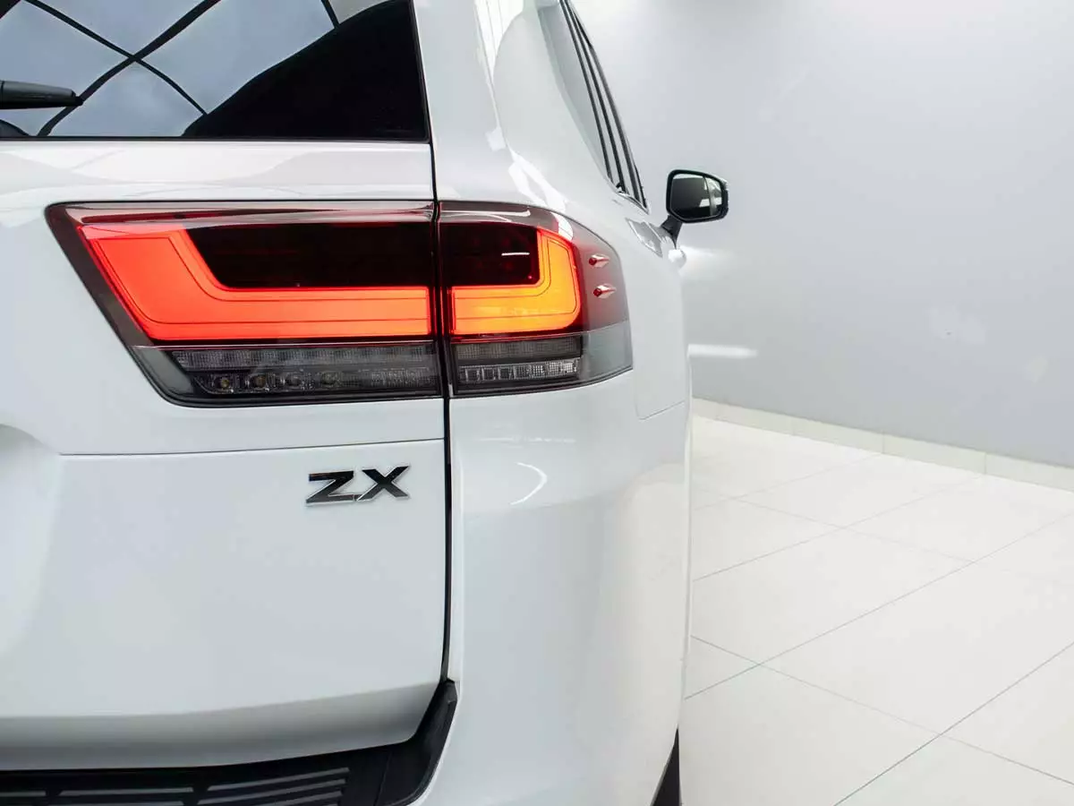 Vehicle Image for 11/25for Toyota Land Cruiser 300 3.3D ZX