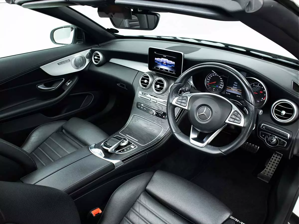 Vehicle Image for 18/24for Mercedes-AMG C-Class C43 Cabriolet 4Matic