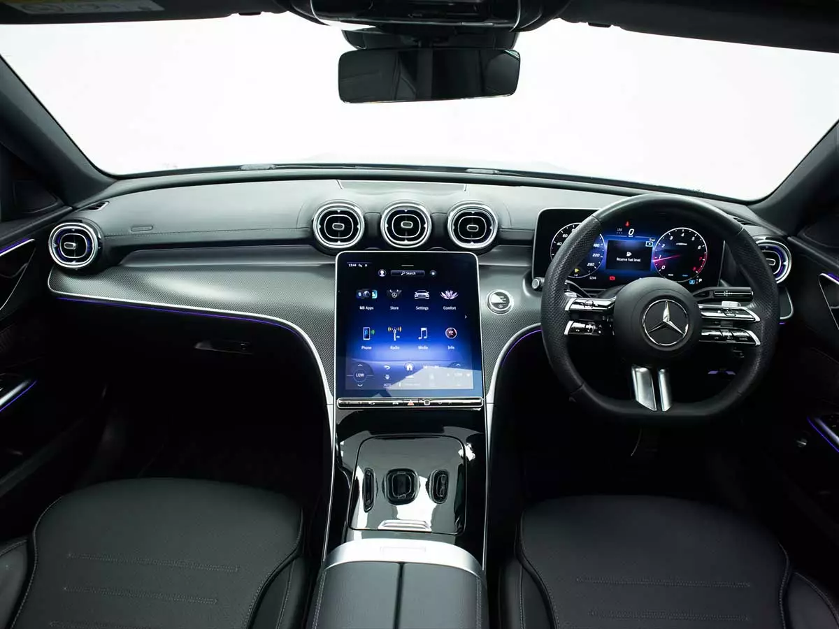 Vehicle Image for 21/24for Mercedes-Benz C-Class C200 AMG Line