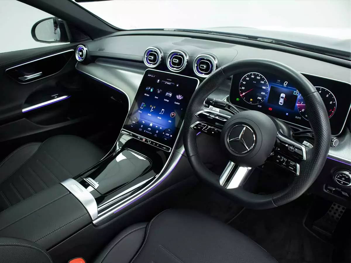 Vehicle Image for 20/24for Mercedes-Benz C-Class C200 AMG Line