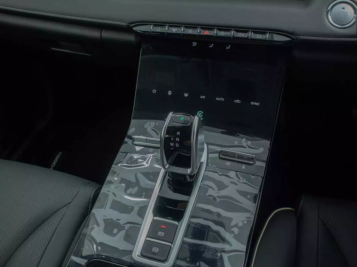 Vehicle Image for 16/24for Chery Tiggo Cross 1.5T Million Edition