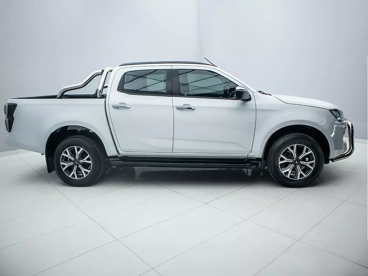 Vehicle Image for 4/17for Isuzu D-Max 3.0TD Double Cab LSE