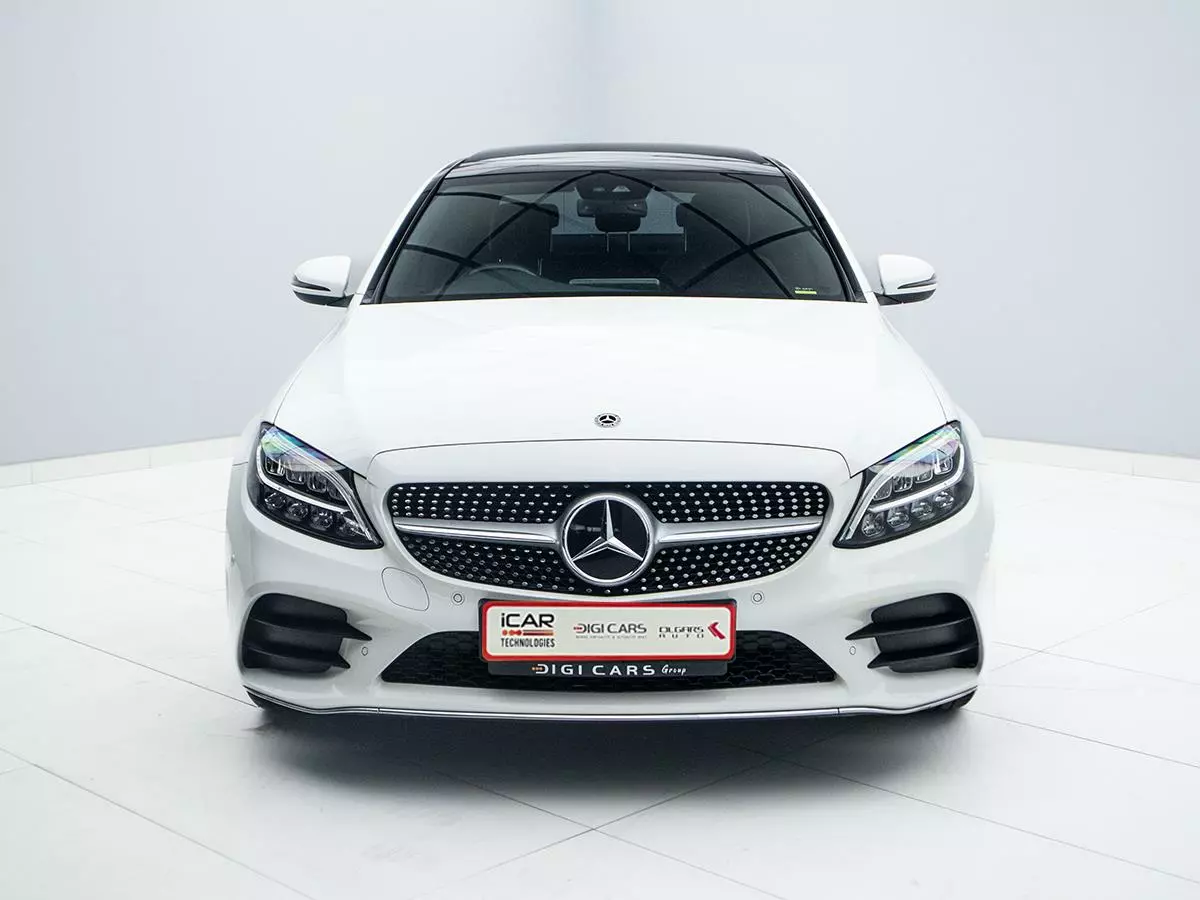 Vehicle Image for 4/17for Mercedes-Benz C-Class C200 AMG Line