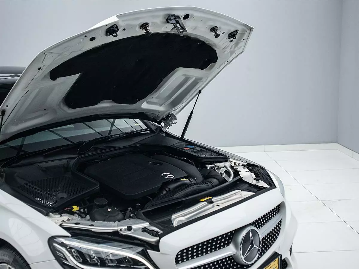 Vehicle Image for 9/17for Mercedes-Benz C-Class C200 AMG Line