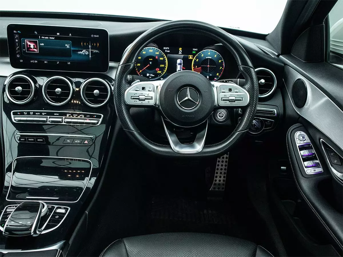 Vehicle Image for 14/17for Mercedes-Benz C-Class C200 AMG Line