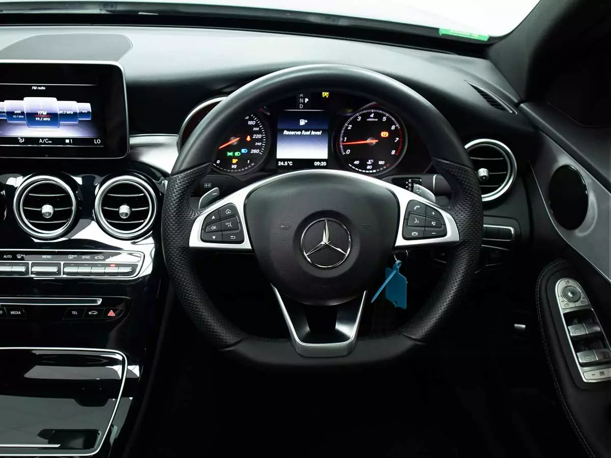 Vehicle Image for 14/24for Mercedes-Benz C-Class C200 AMG Line Auto