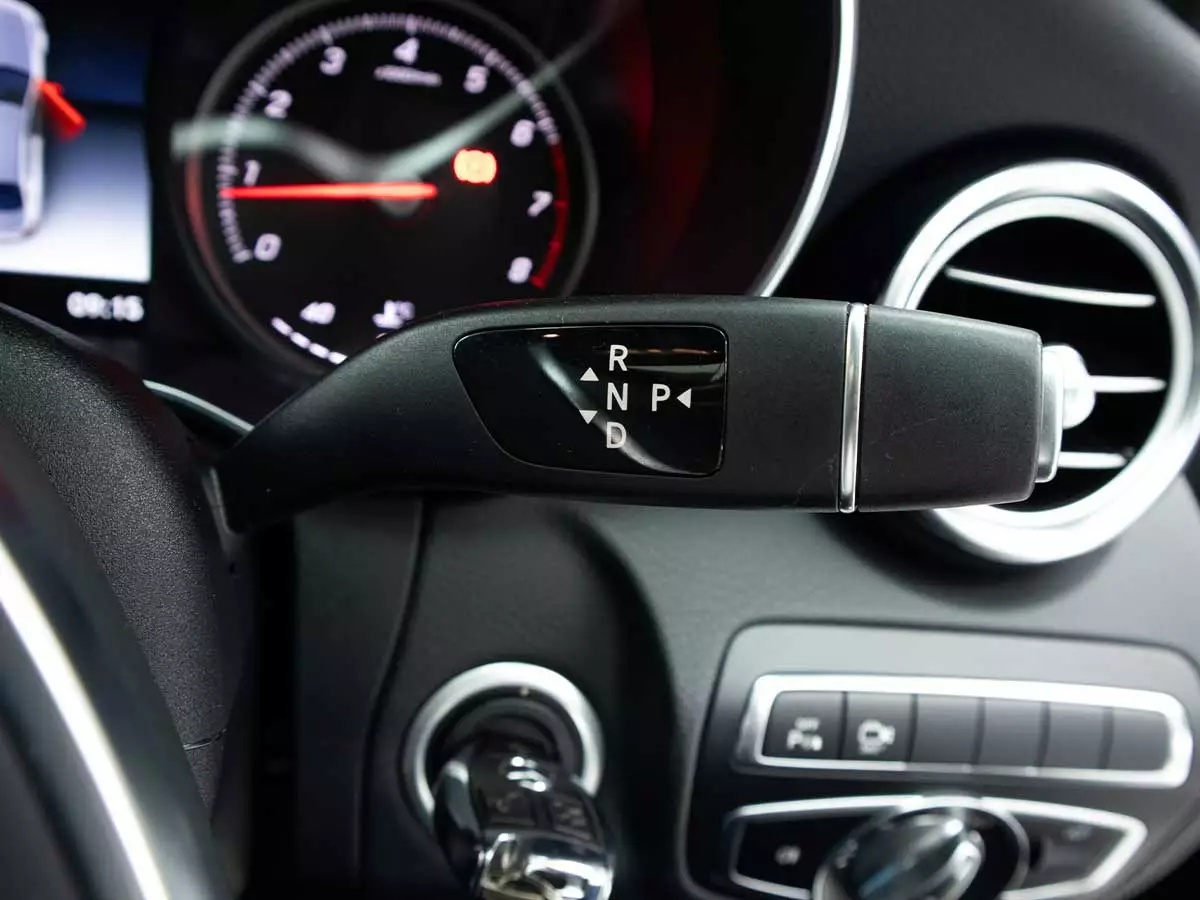 Vehicle Image for 16/24for Mercedes-Benz C-Class C200 AMG Line Auto