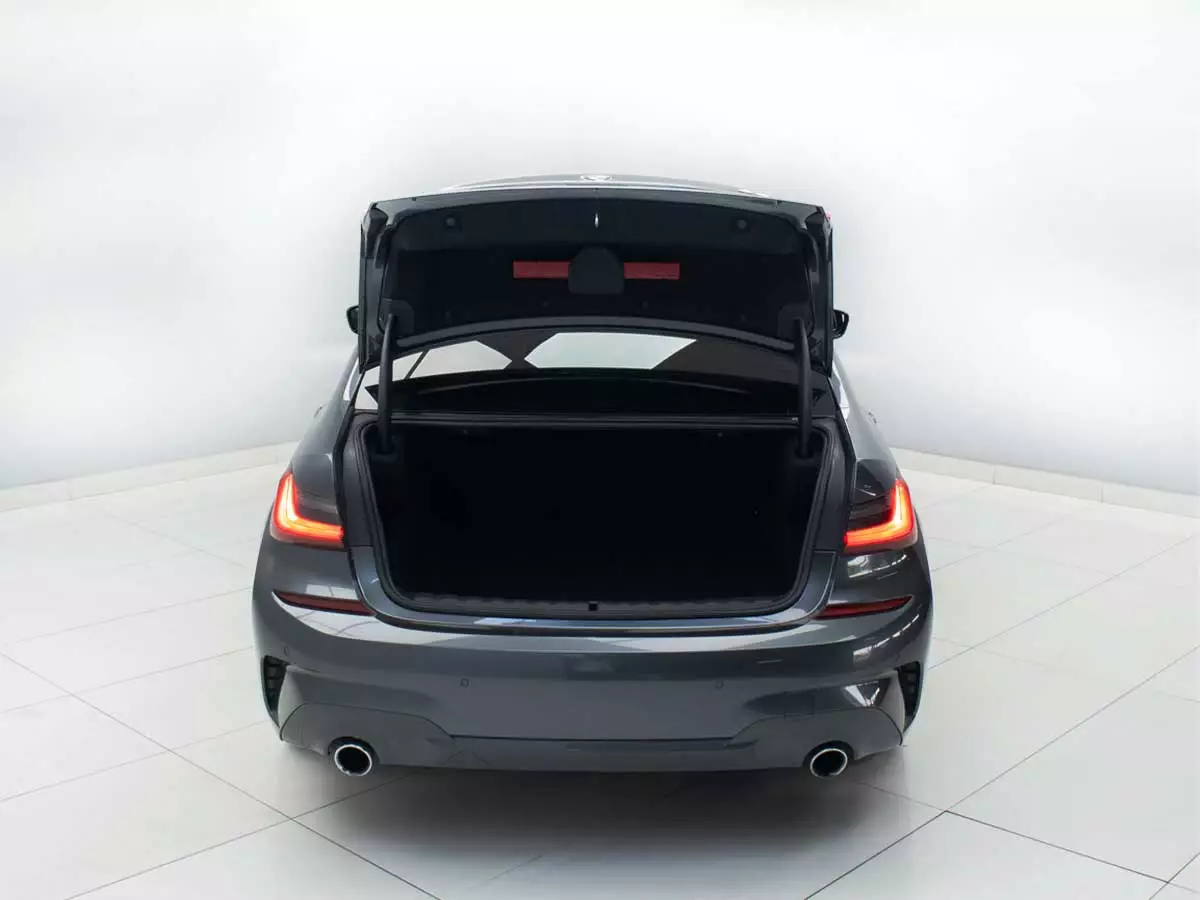 Vehicle Image for 13/24for BMW 3 Series 320i M Sport