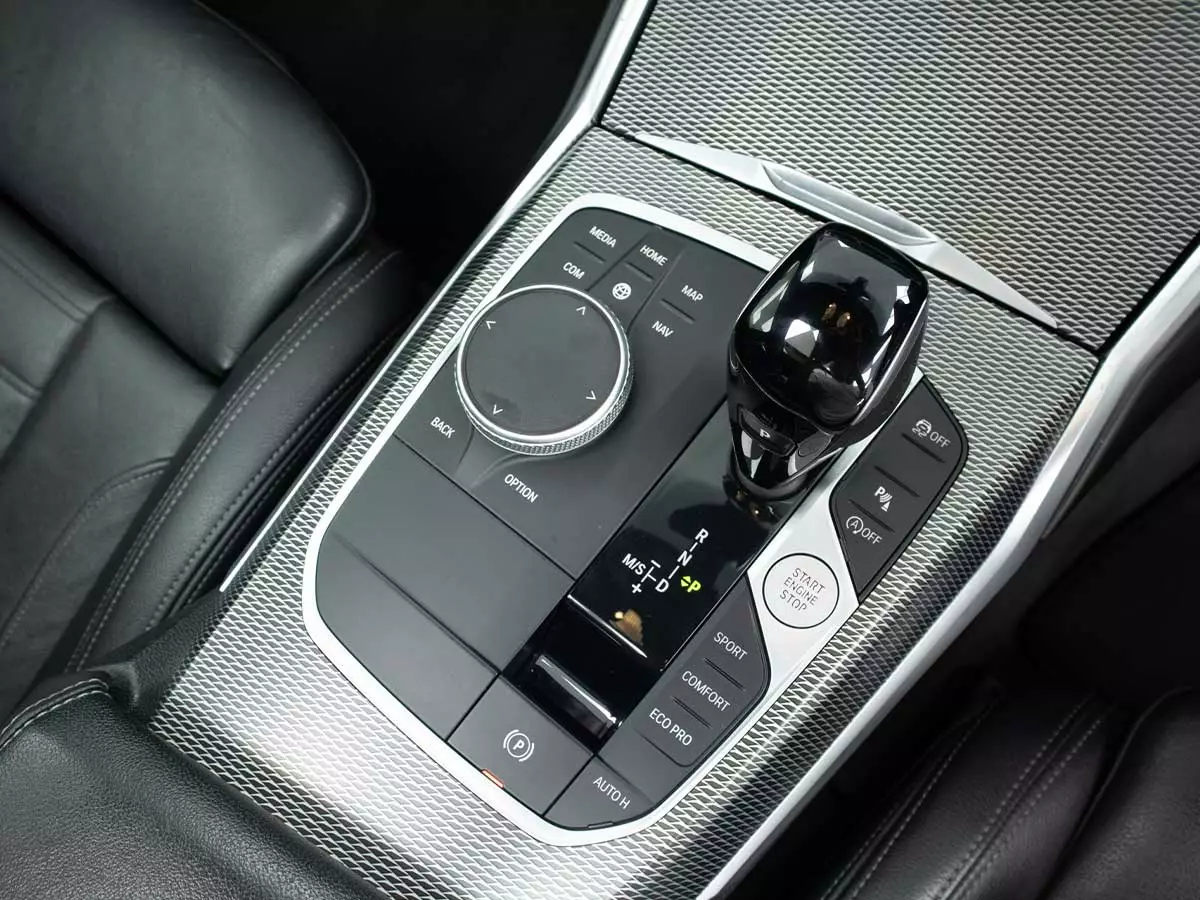 Vehicle Image for 16/24for BMW 3 Series 320i M Sport