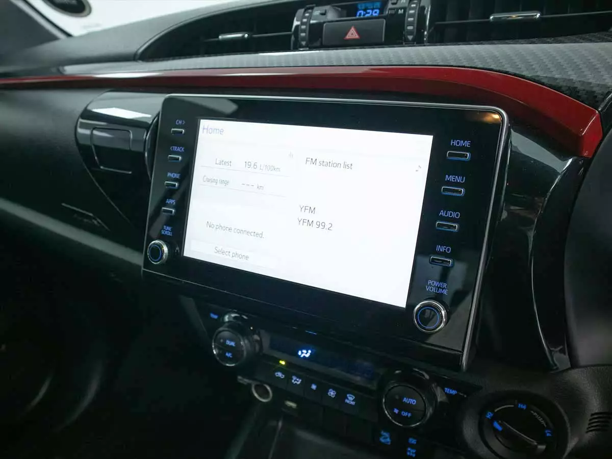 Vehicle Image for 15/24for Toyota Hilux 2.8GD-6 Double Cab 4x4 GR-Sport / GR-S