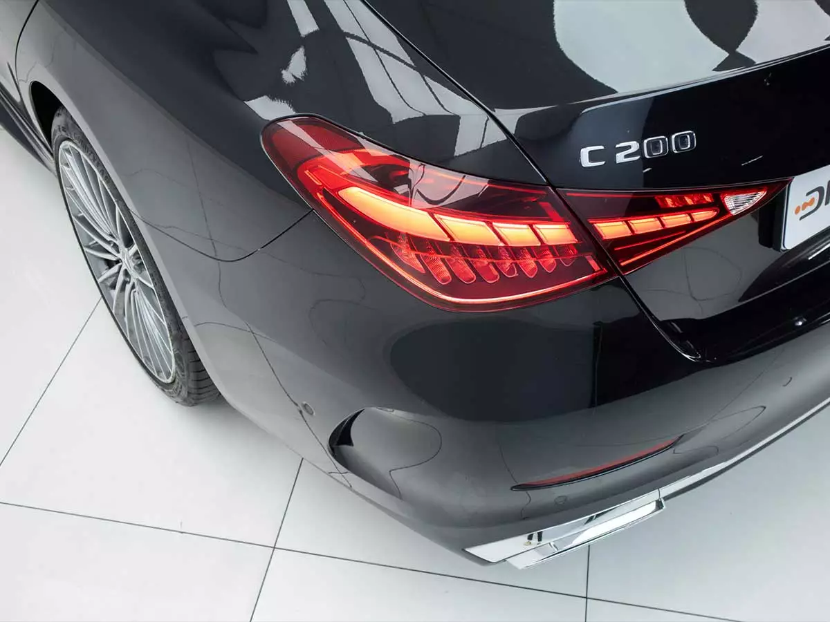 Vehicle Image for 10/25for Mercedes-Benz C-Class C200 AMG Line