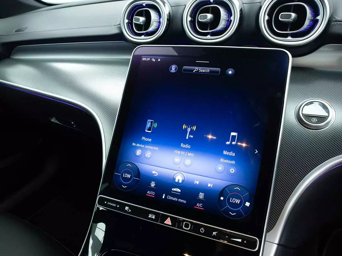 Vehicle Image for 16/25for Mercedes-Benz C-Class C200 AMG Line